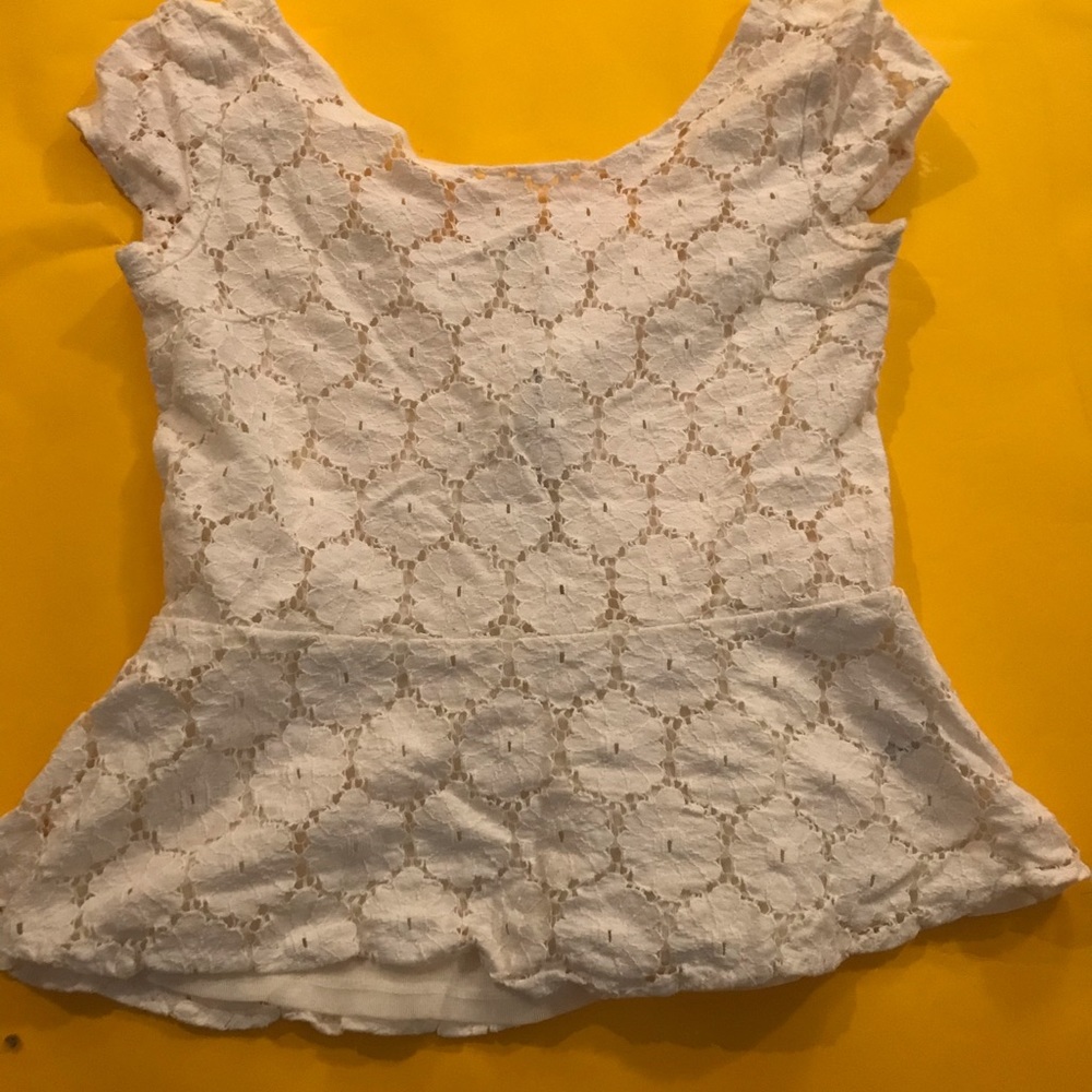 Xhilaration lace top